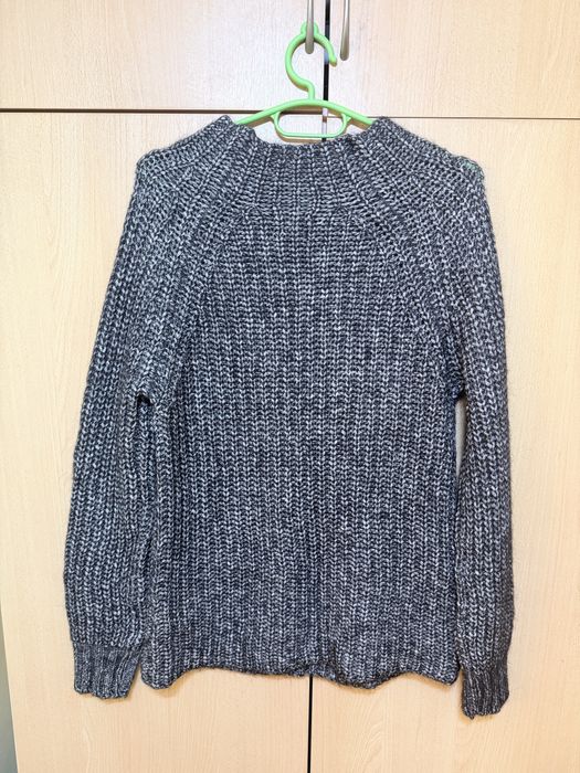 Пуловер Маssimo Dutti. Размер М. 51%алпака.