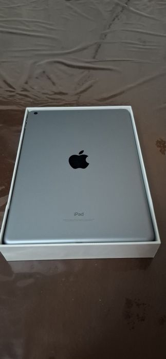 Планшет Apple iPad 6-поколения!
