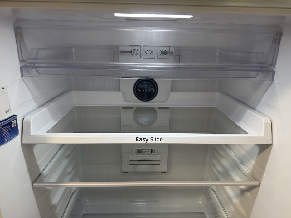 Продам срочно холодильник!