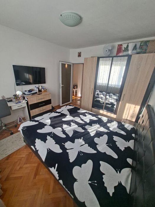 Vând apartament 2 camere