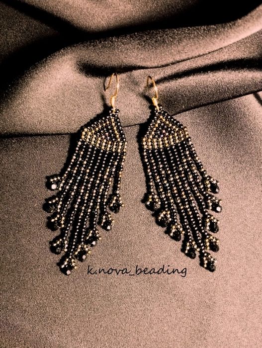 Стильные серьги из бисера