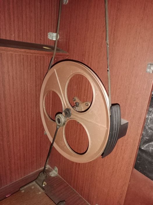 Продам швейную машину б. У