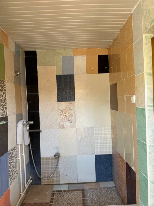 Dacha sotiladi Parkentda 5,15 sotix