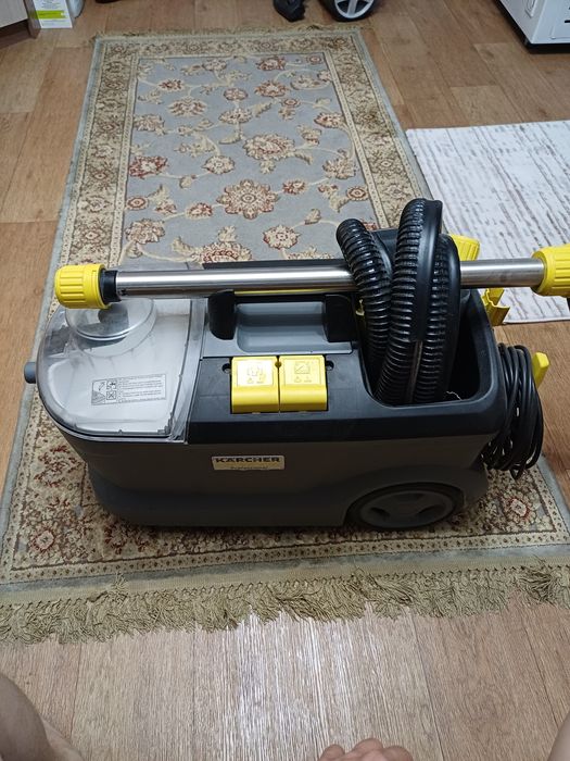 Продам пылесос Karcher Puzzi 10/1