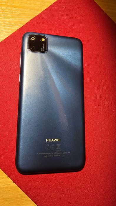 Продавам телефон HUAWEI Y5P