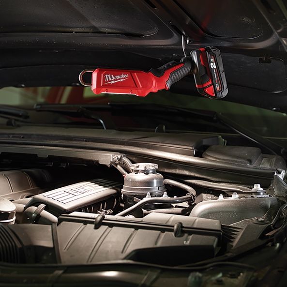 Акумулаторен Фенер MILWAUKEE M18IL-0 18V   300 лумена  LED