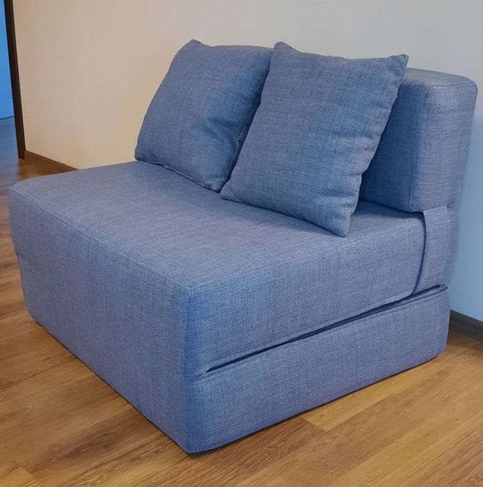 Безкаркасное кресло-кровать