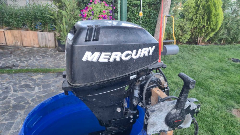 Извънбордов двигател Mercury 15hp четиритактов
