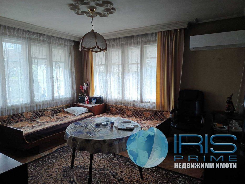 Продава се Многостаен апартамент в Шумен, Център - 147 кв.м за 1249 €/кв.м - Снимка #8