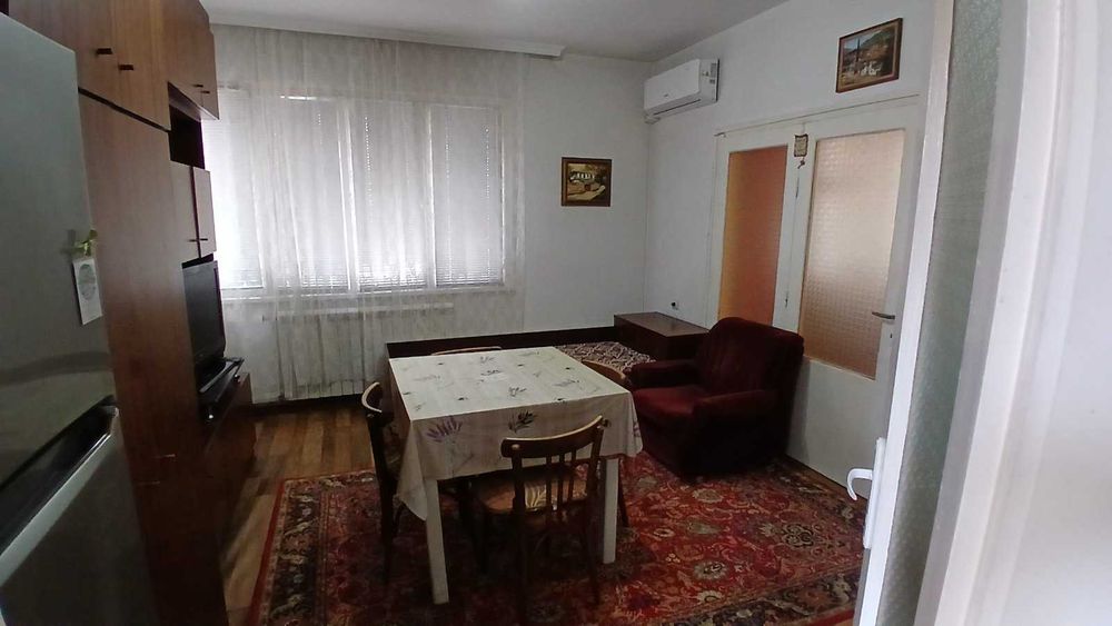Продавам апартамент