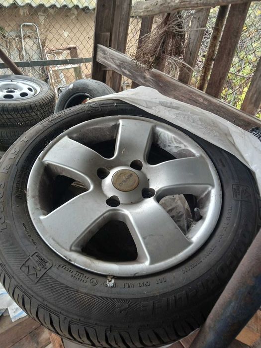 Set anvelope cu jenti!