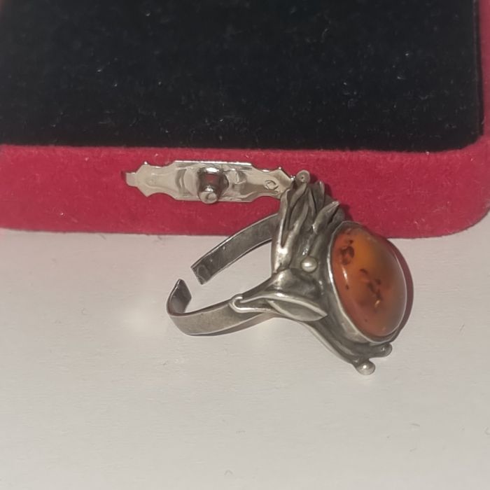 Inel argint 925 cu chihlimbar natural, model vintage reglabil