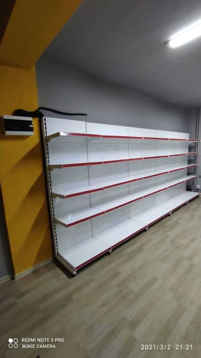 полки витрины прилавки для магазина