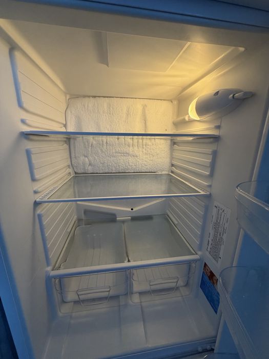 Продаю Холодильник