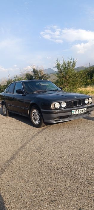 Продам машину мотор стоит м50б20