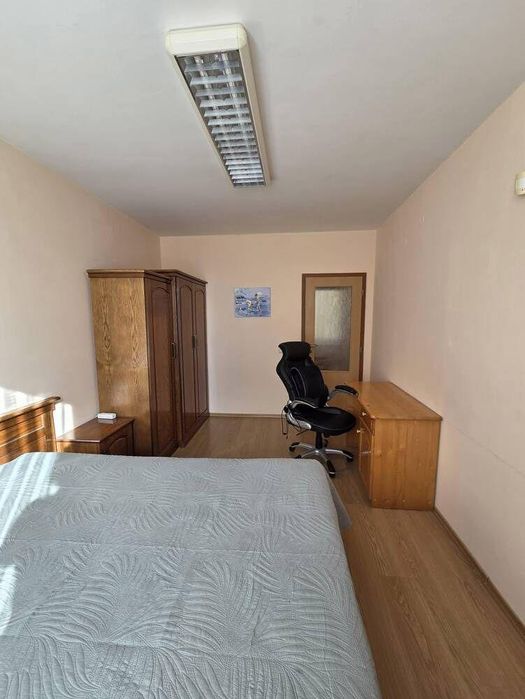 Дава се под наем Тристаен апартамент в Бургас, Славейков - 90 кв.м за 510 € - Снимка #3