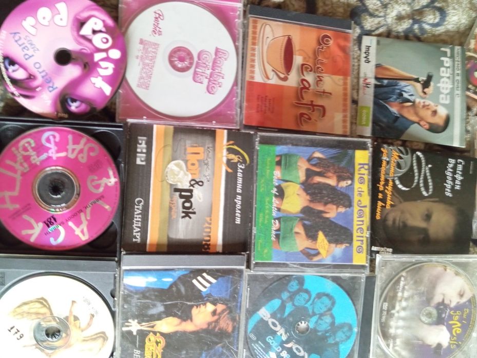 CD музика всякакви стилове запазени