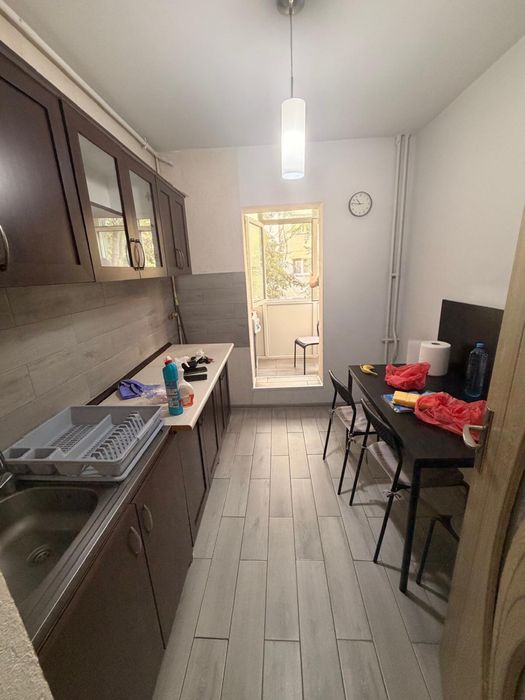 Inchiriez apartament 2 camere, Profi - Marasesti