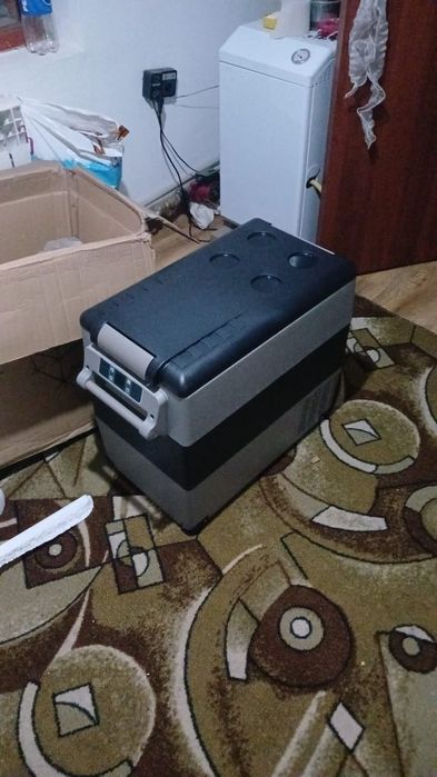 Автомобиль холдинг