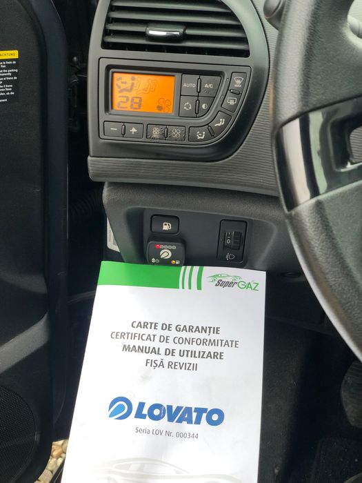 Citroen C 4 Grande Picasso cu GPL și 7 locuri Euro 5 Full Option