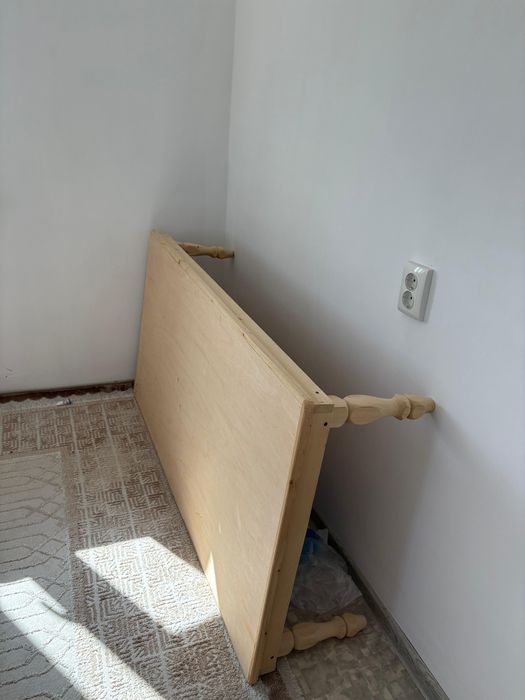 Стол, куханный стол
