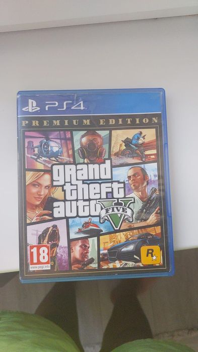 FIFA 17 , GTA 5 диски