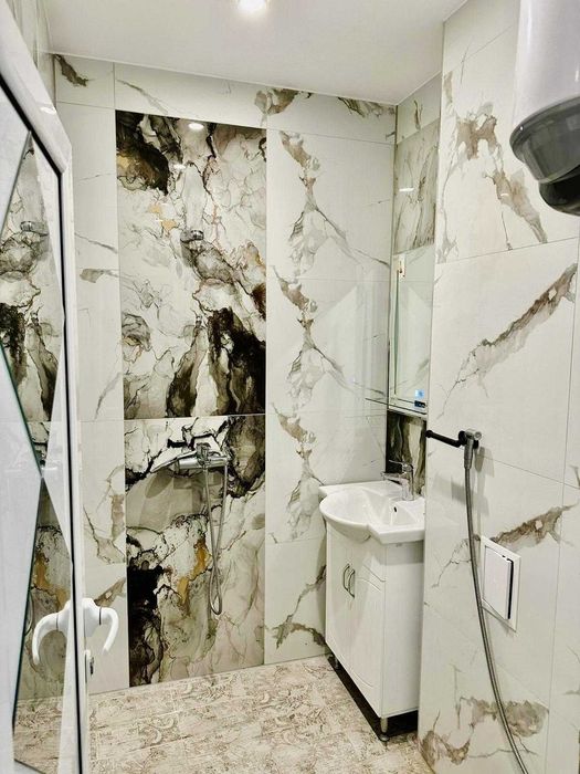 Дава се под наем Двустаен апартамент в Пловдив, Център - 60 кв.м за 306 € - Снимка #1