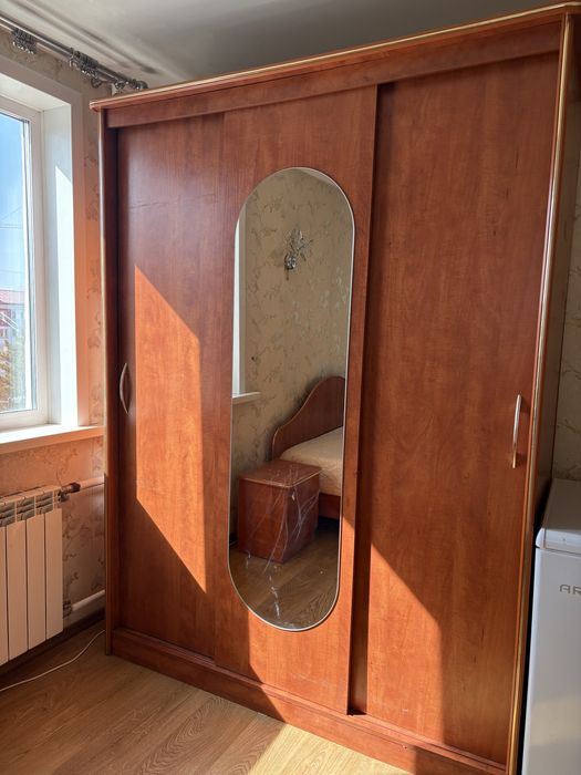 Продам спальный гарнитур