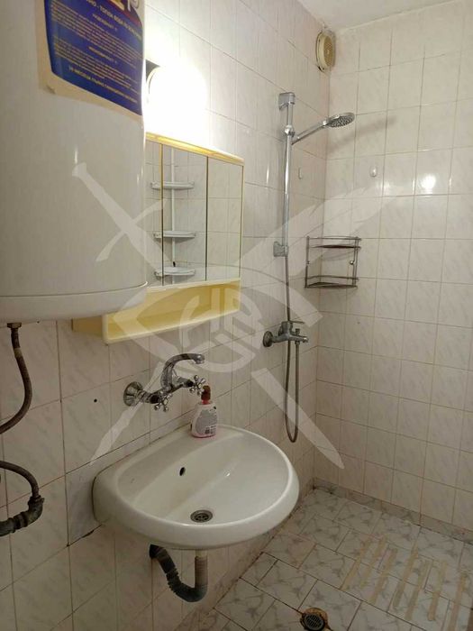 Дава се под наем Тристаен апартамент в Варна, Лятно кино Тракия - 70 кв.м за 500 € - Снимка #7