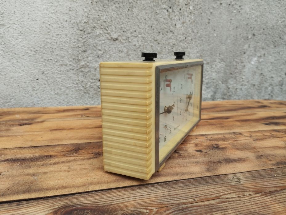 Руски часовник за шах Янтар