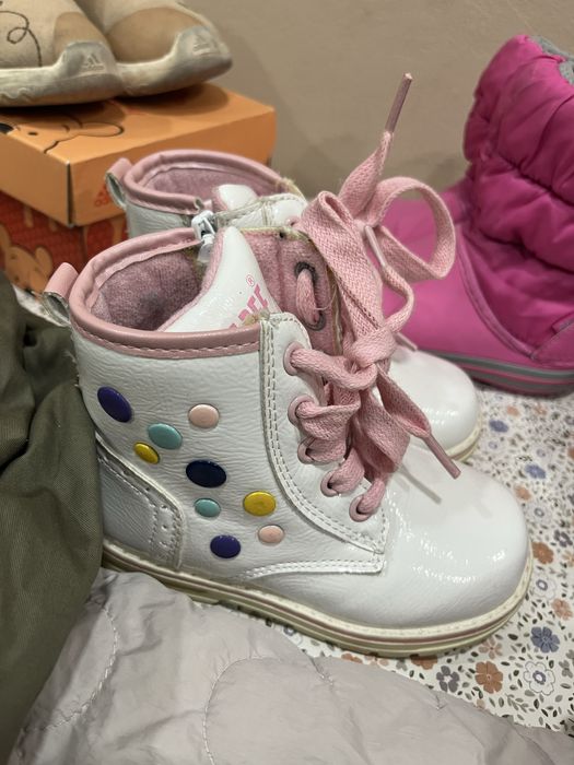 Обувки за момиче