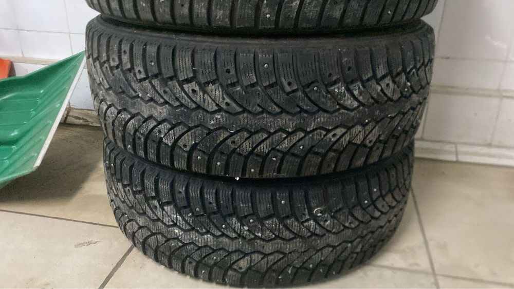 Шины зимние, резина