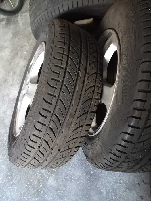 Jante aluminiu cu anvelope de vara skoda octavia 1