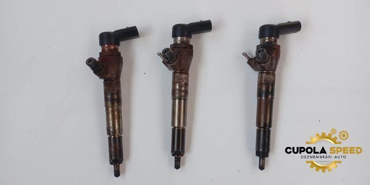 Injector Injectoare 1.5 DCI K9K H8200704191 166008052R Nissan Qashqai