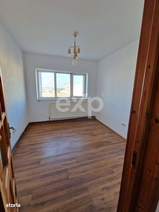 Apartament 3 camere Micro 4 ,et 7