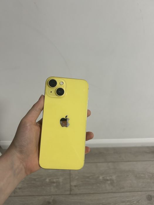 iphone 14 128 желтого цвета в отличном состоянии