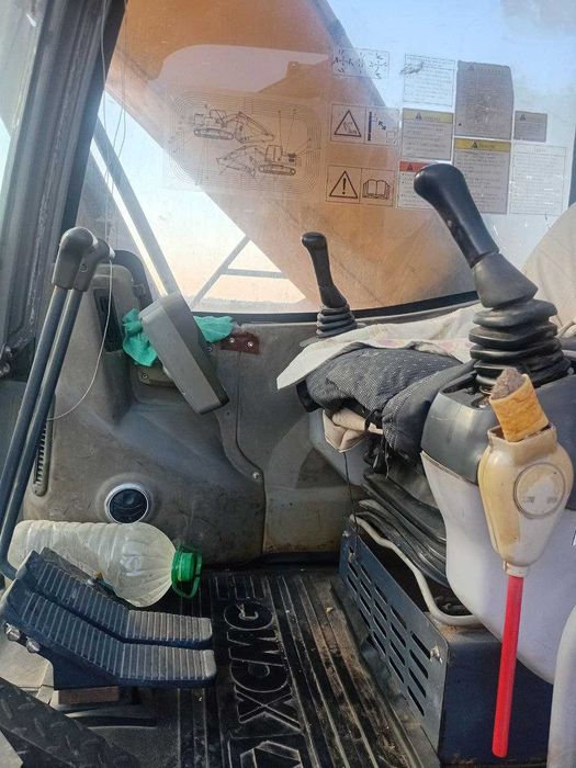 Продается гусеничный экскаватор 25т 2012 год обем ковша 1.2 м.куб