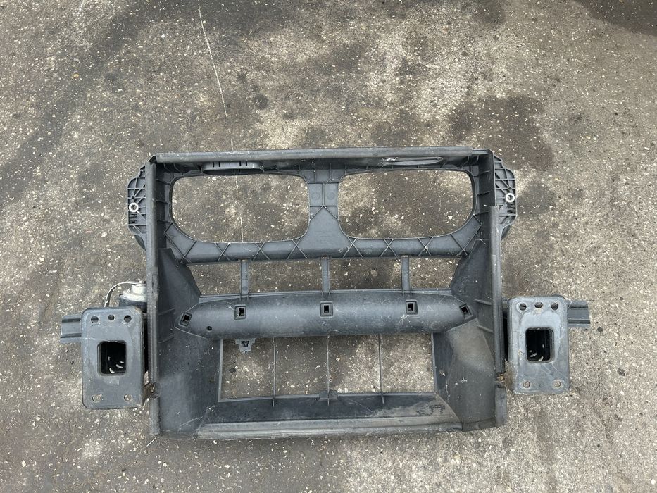 Маска с греда БМВ Х5 Е70 maska s greda bmw x5 e70 очиларка