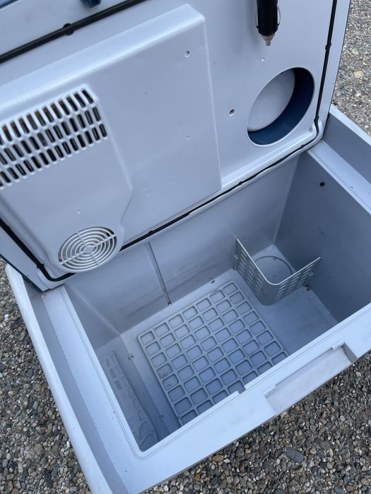 Автомобильный холодильник