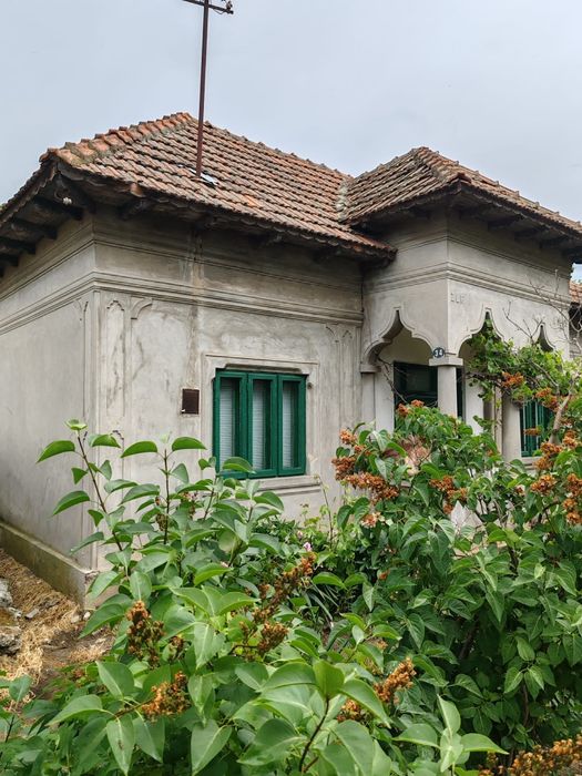Casa bătrânesca com Beiu