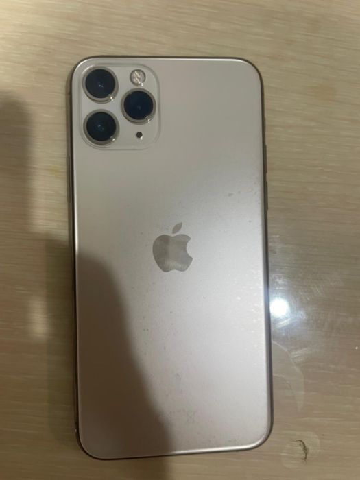 Обменяю iPhone 11-е про на 64 на Samsung