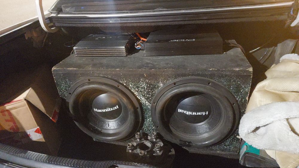 Сабвуфер с усилителем