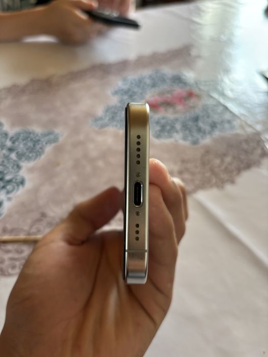 iPhone 15PRO 256гб