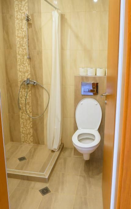 Дава се под наем Тристаен апартамент в Варна, Победа - 70 кв.м за 648.21 € - Снимка #3