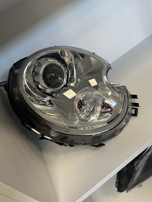 Mini cooper R56 R57 xenon фар фарове десен