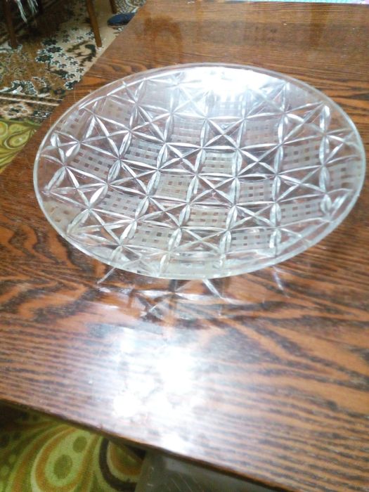 Блюдо хрусталь для праздничного стола