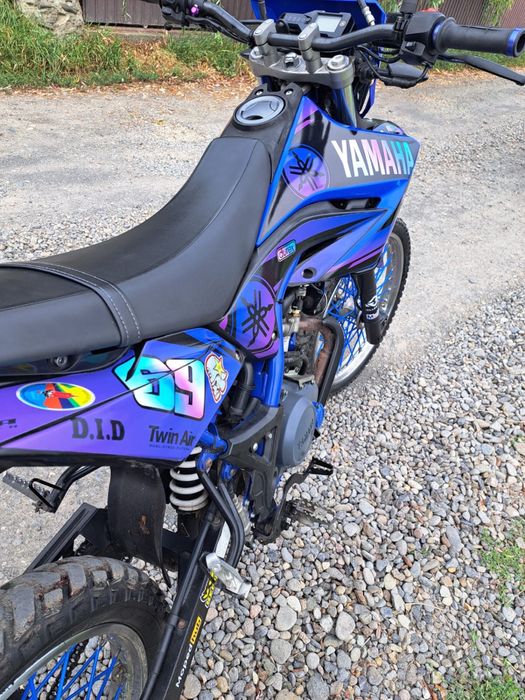 Motocicleta YAMAHA wr r 125 cc
