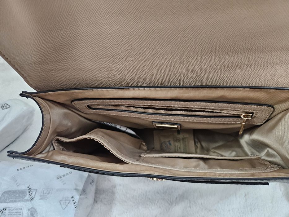Geanta Guess, noua, cu eticheta
