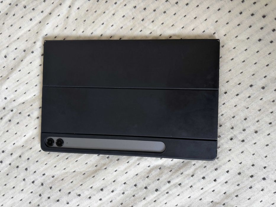 Samsung Galaxy Tab S9 FE+ 128 GB Wi-Fi + клавиатура — без S Pen