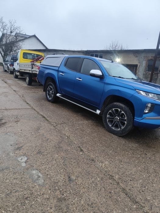 Autoutilitar Mitsubishi l200  buna de munca neutilizată  în agricultur